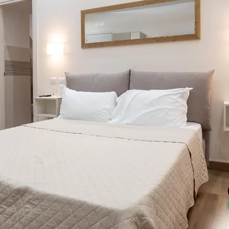 Hotiday Stella Bed & Breakfast 3*